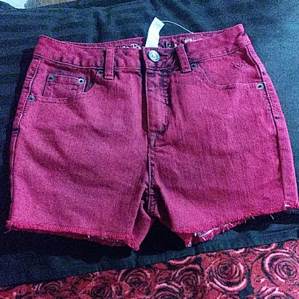 Red shorts